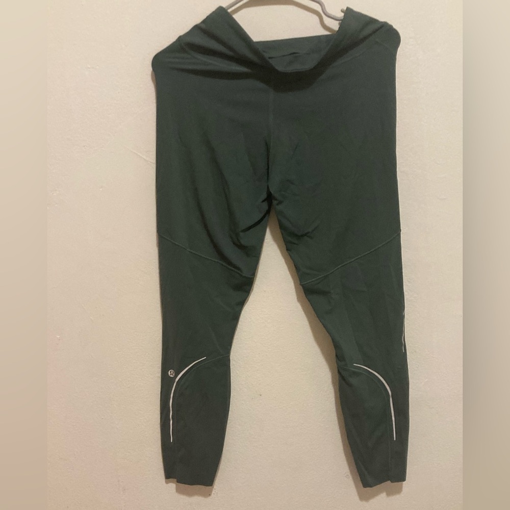 Lululemon speed up leggings size 8 (like new)